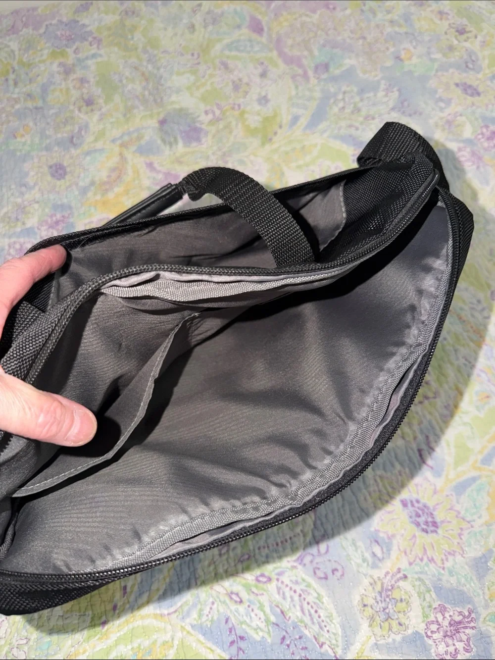 SAMSONITE Black Tablet case/Bag SIX POCKETS padded adjustable shoulder strap